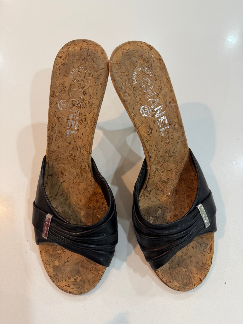 CHANEL Black Leather Cork Slide Mules vintage Y2K đź‘ - Picture 15 of 16